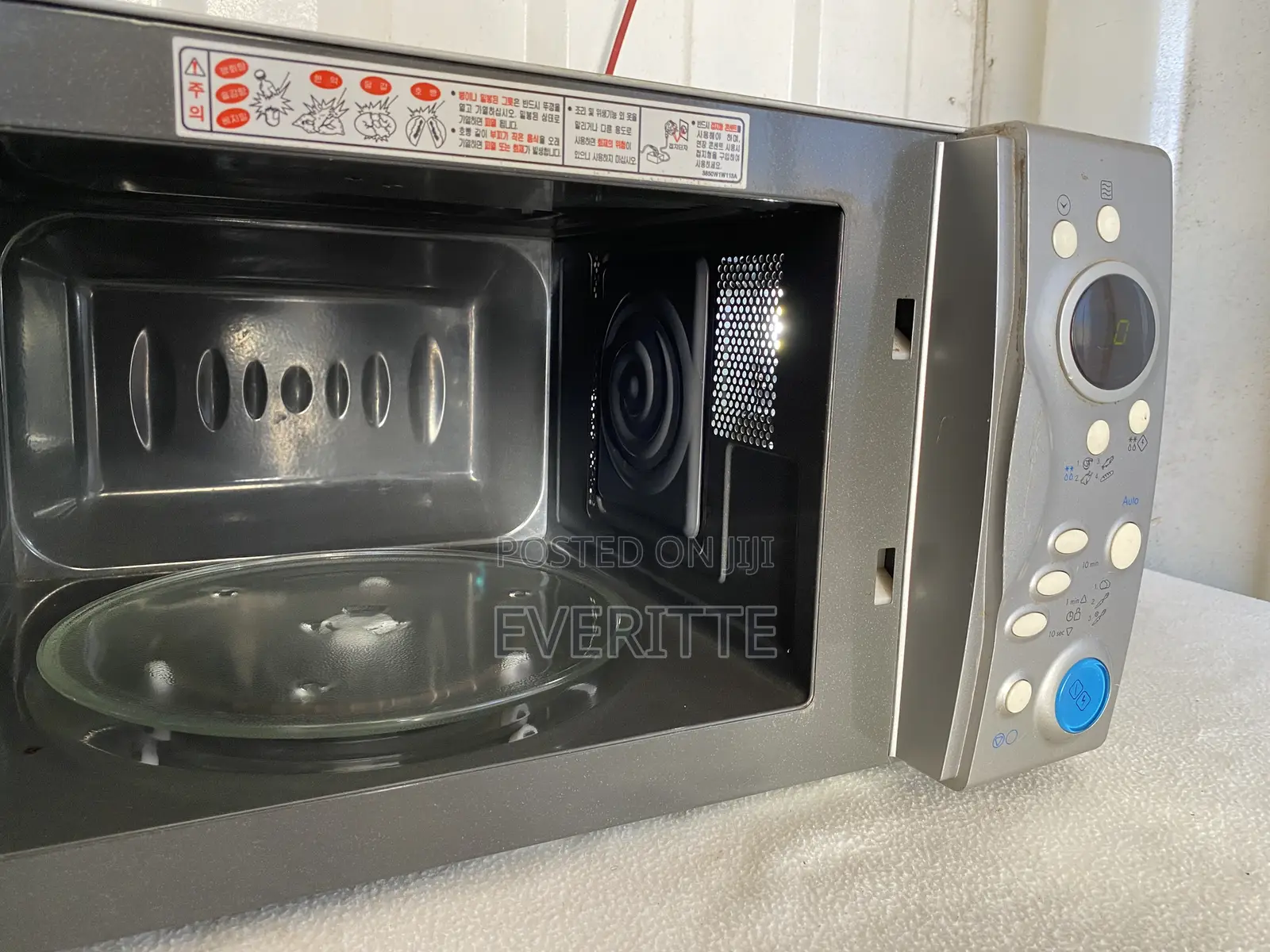 LG 23L Intellowave Microwave – Spotless Inside / Heavy Duty