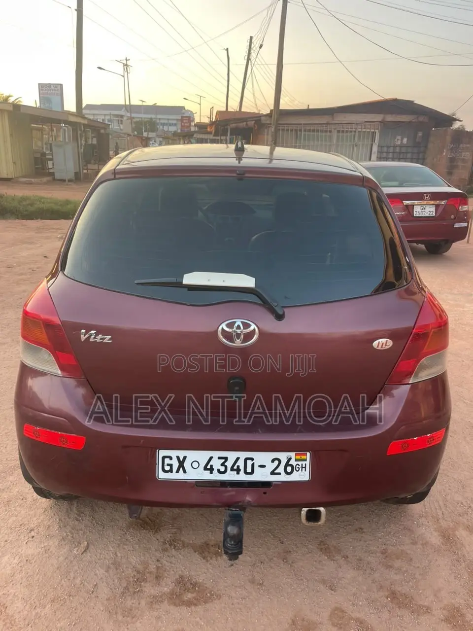 Toyota Vitz 2010 Red