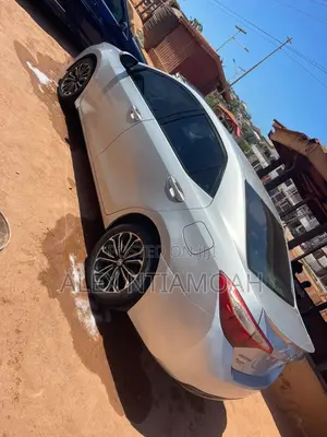 Toyota Corolla 2015 Silver