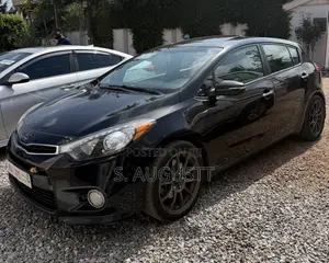 Kia Forte SX Hatchback 2016 Black