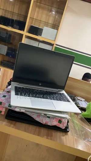 Laptop HP EliteBook 745 G6 16GB AMD Ryzen 7 SSD 256GB