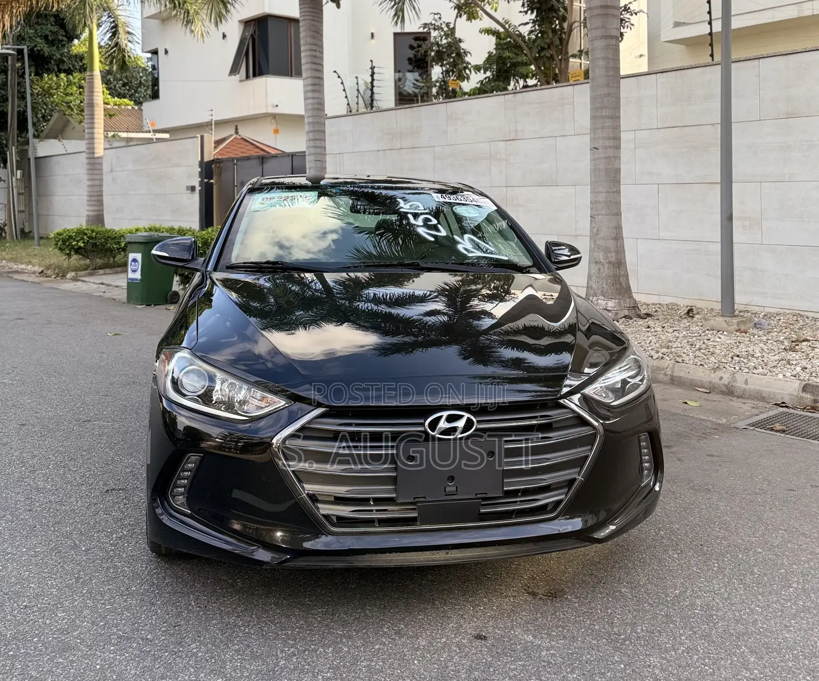 Hyundai Elantra Limited Sedan FWD (2.0L 4cyl 6A) 2017 Black