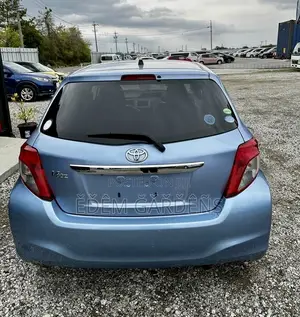 Toyota Vitz 2013 Gray