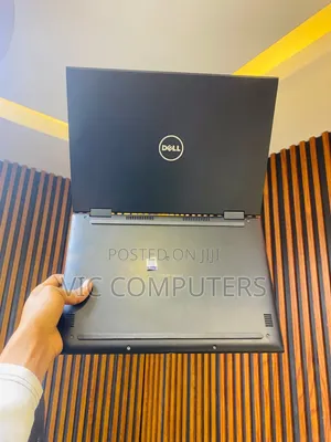 Laptop Dell Latitude 3390 2-in-1 8GB Intel Core i5 SSD 256GB