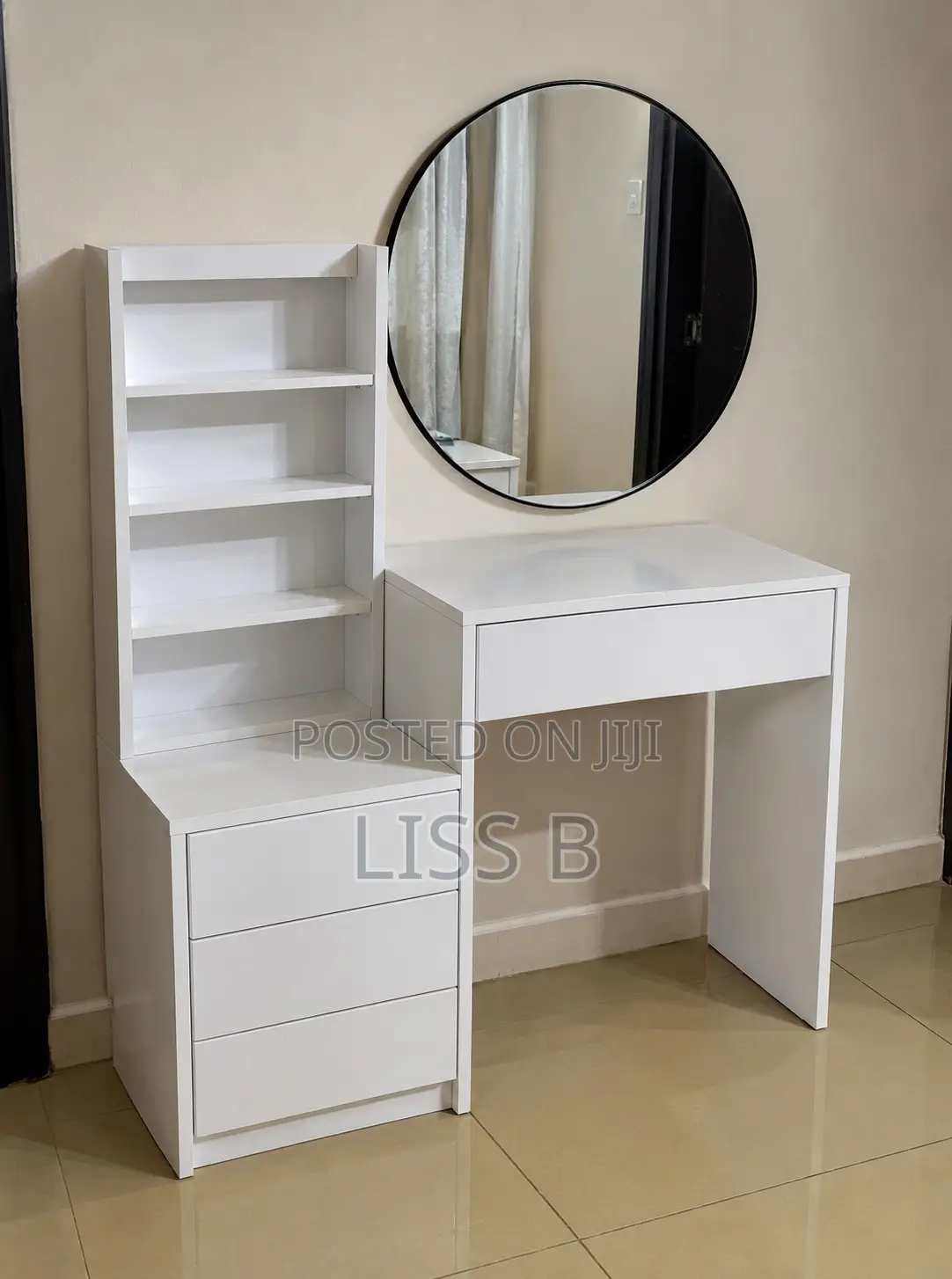 Vanity Set