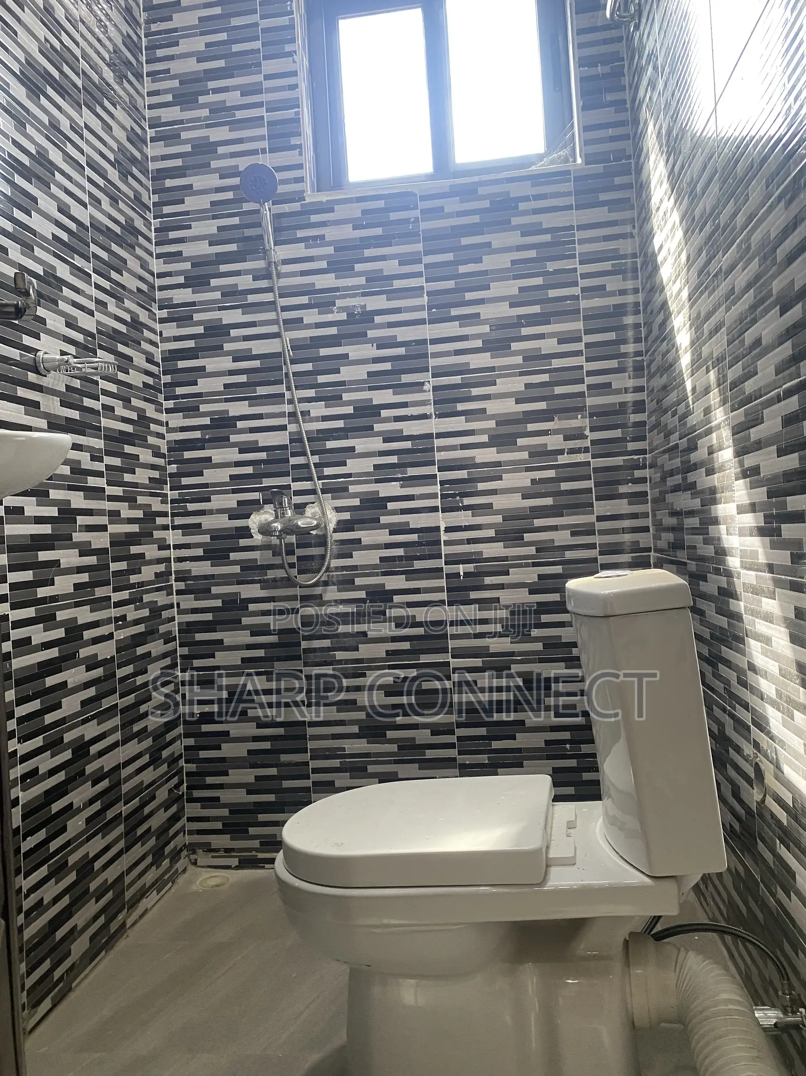 2bdrm Apartment in Kasoa Karkarba, Adade for rent