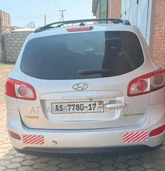 Hyundai Santa Fe 2010 Gray