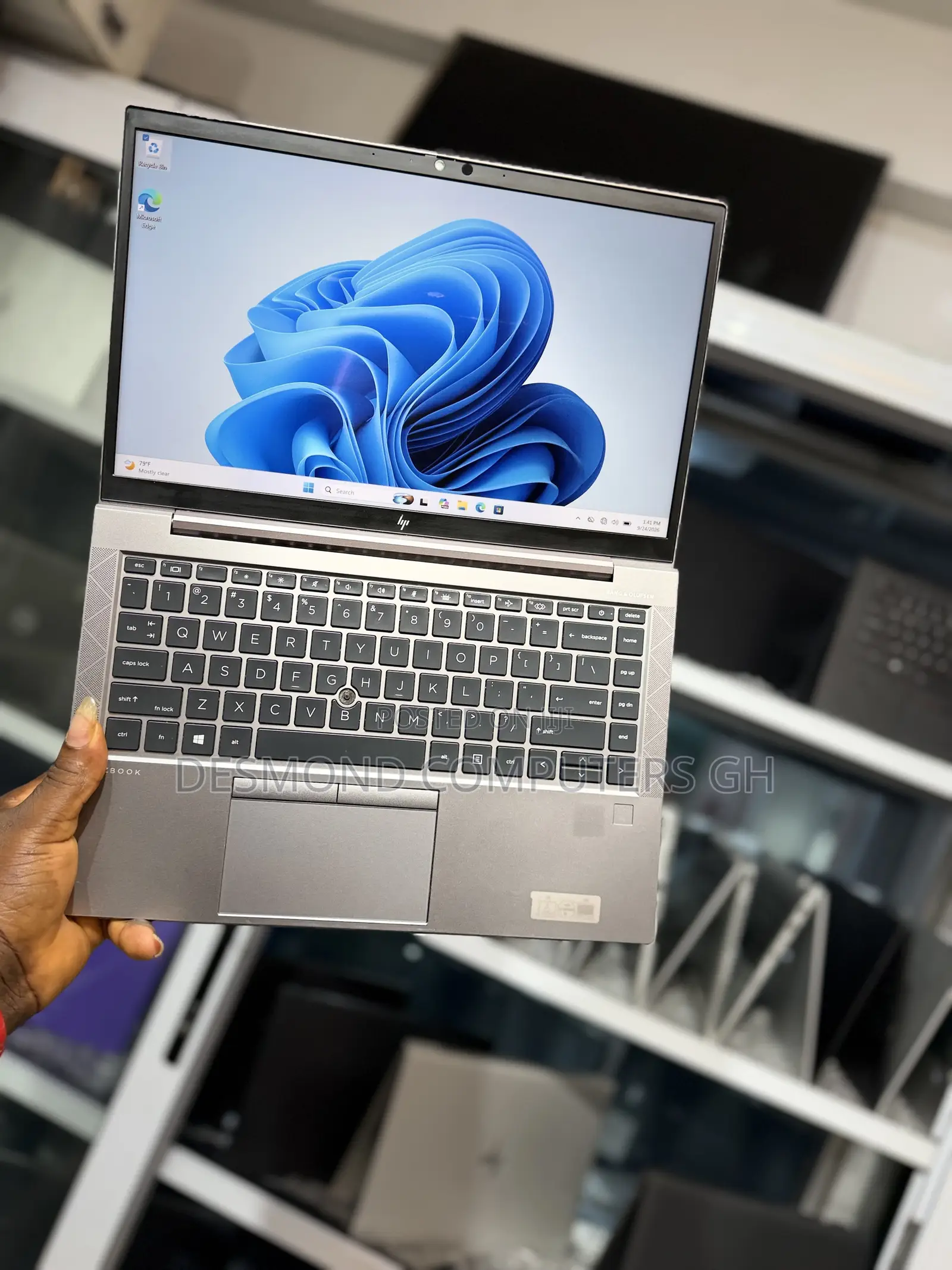 Laptop HP ZBook Firefly 14 G7 16GB Intel Core i7 SSD 512GB