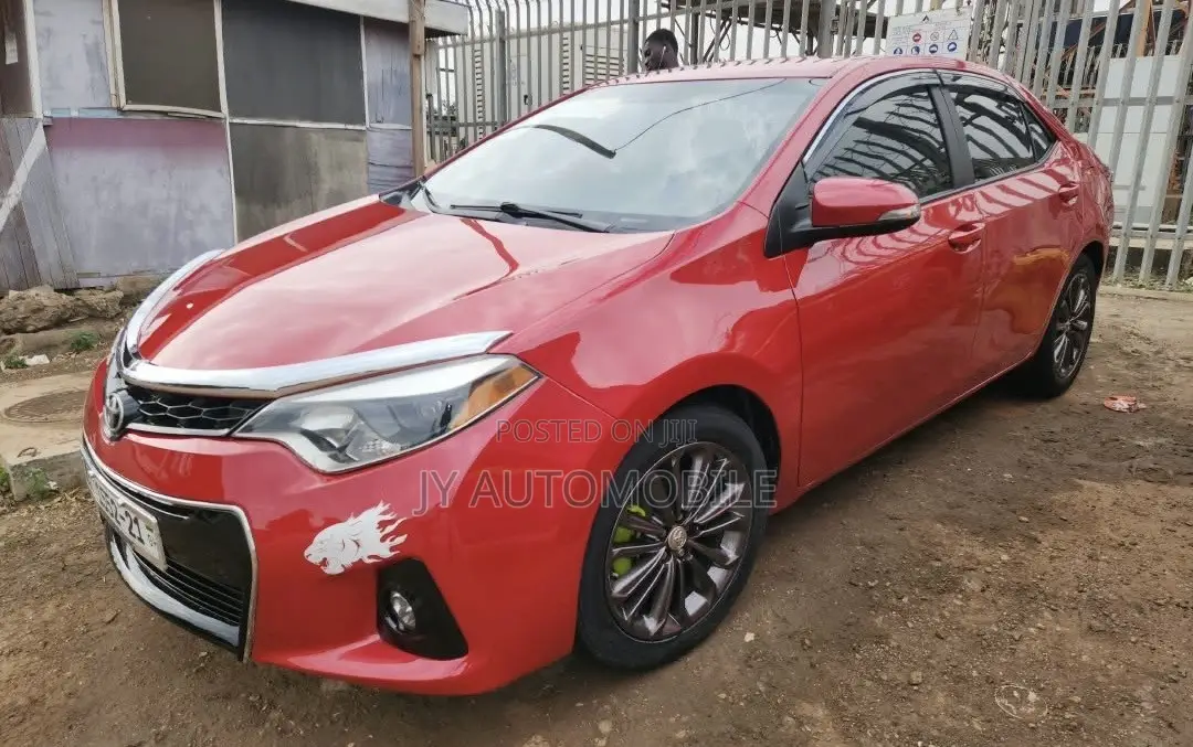 Toyota Corolla 2016 Red