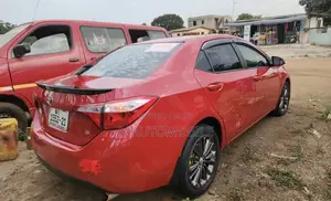 Toyota Corolla 2016 Red