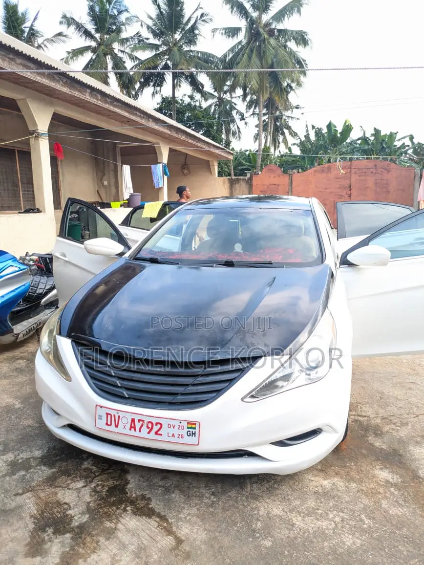 Hyundai Sonata GLS Sedan FWD (2.4L 4cyl 6A) 2012 Black