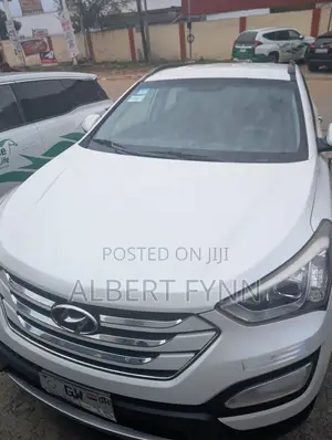 Hyundai Santa Fe 2015 White