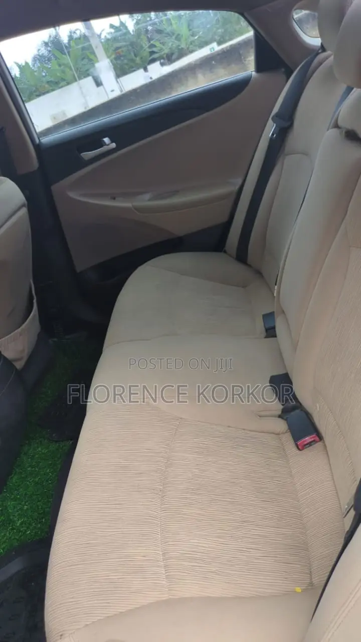 Hyundai Sonata GLS Sedan FWD (2.4L 4cyl 6A) 2012 Black