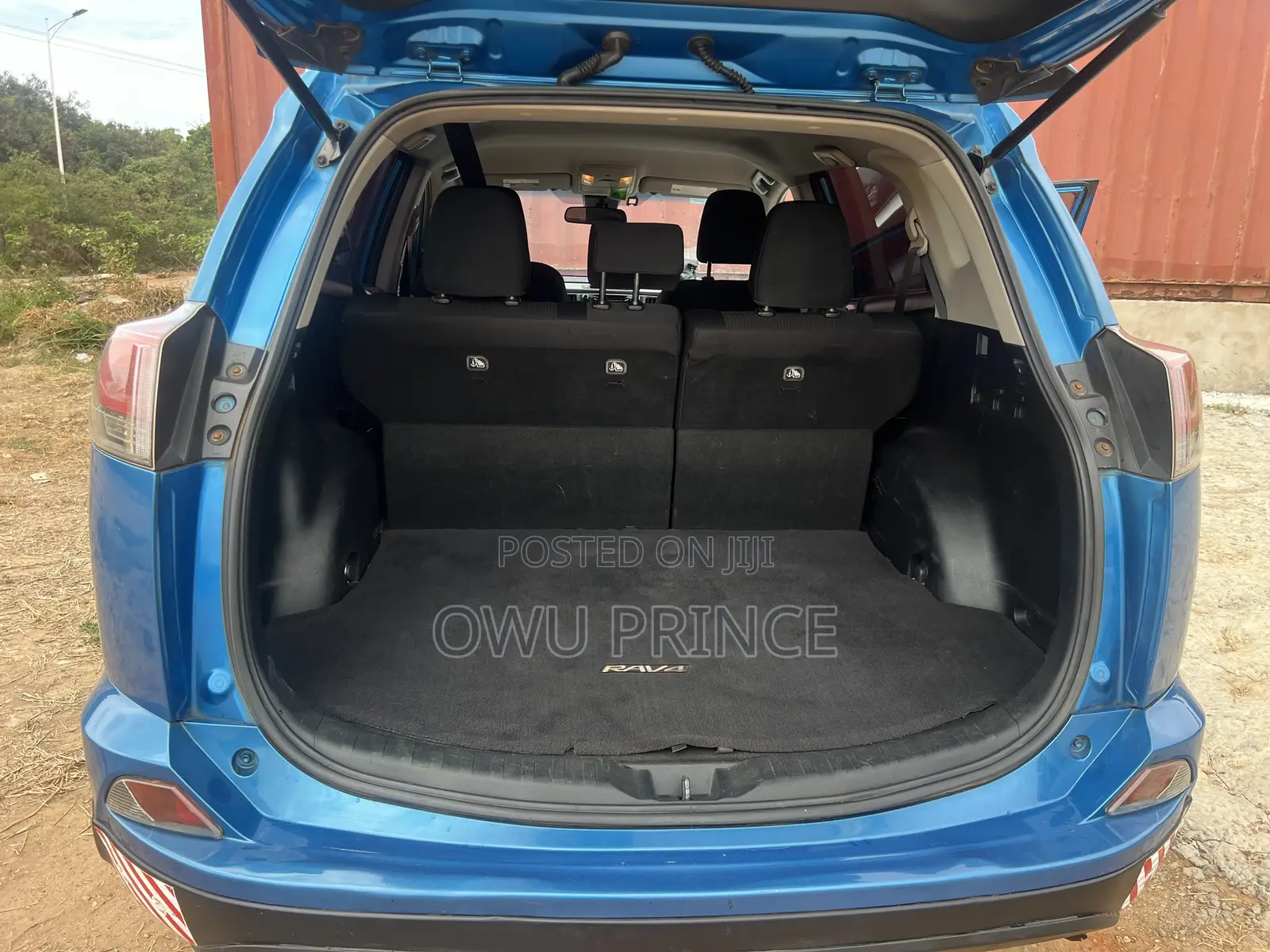 Toyota RAV4 SE 4dr SUV AWD (2.5L 4cyl 6A) 2018 Blue