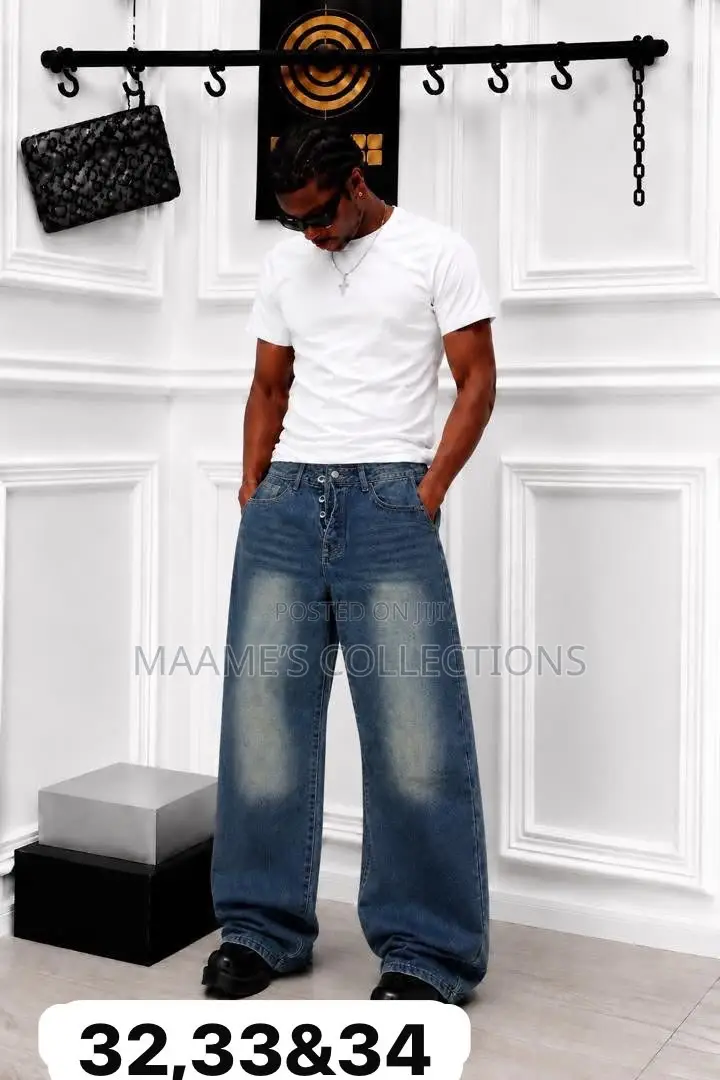 Men’s Wide-Leg Denim Jeans