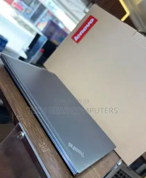 Laptop Lenovo ThinkPad T14 G3 16GB Intel Core i7 SSD 512GB