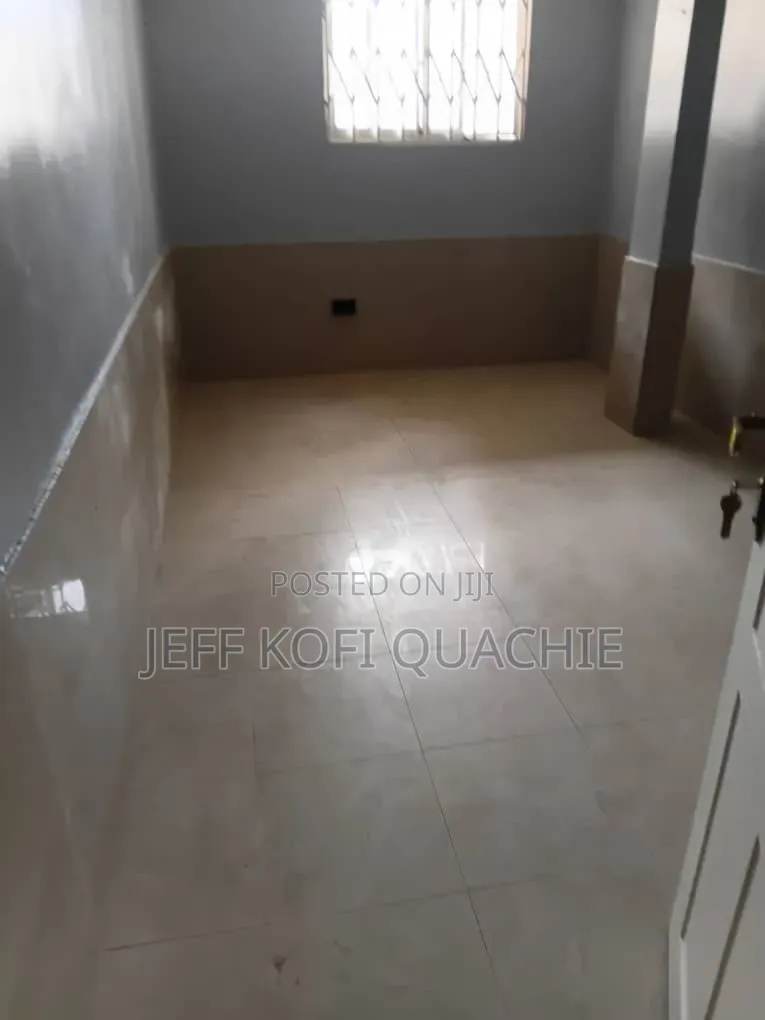 2bdrm Apartment in Quachie Estate, Special School Area for rent