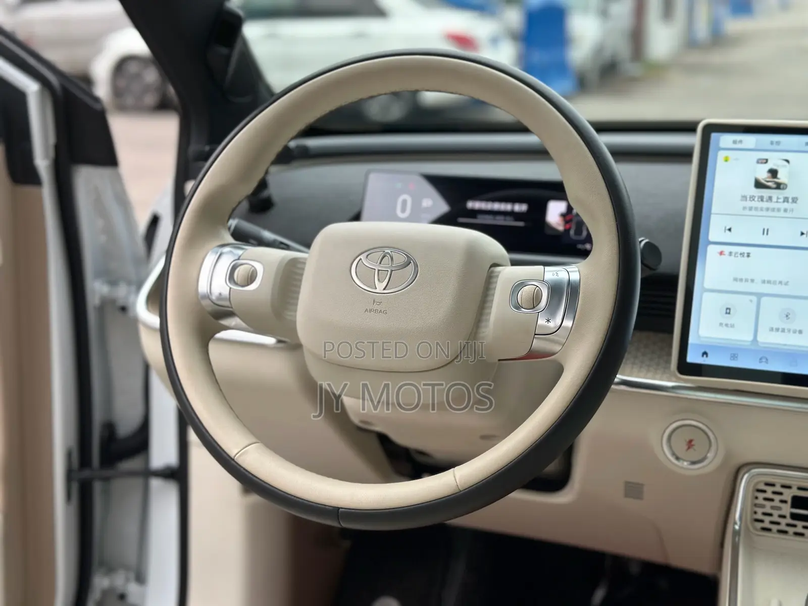 Toyota bZ3 2025 White