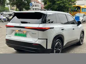 Toyota bZ3 2025 White