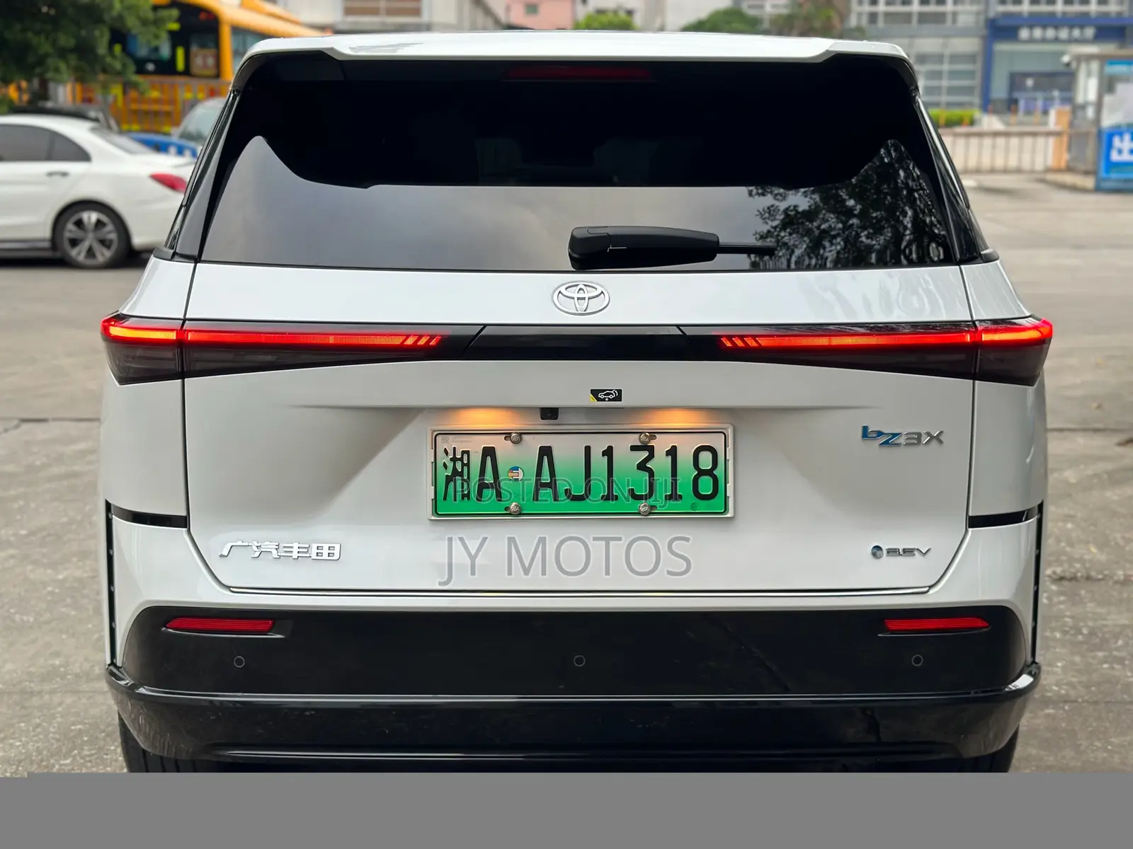 Toyota bZ3 2025 White