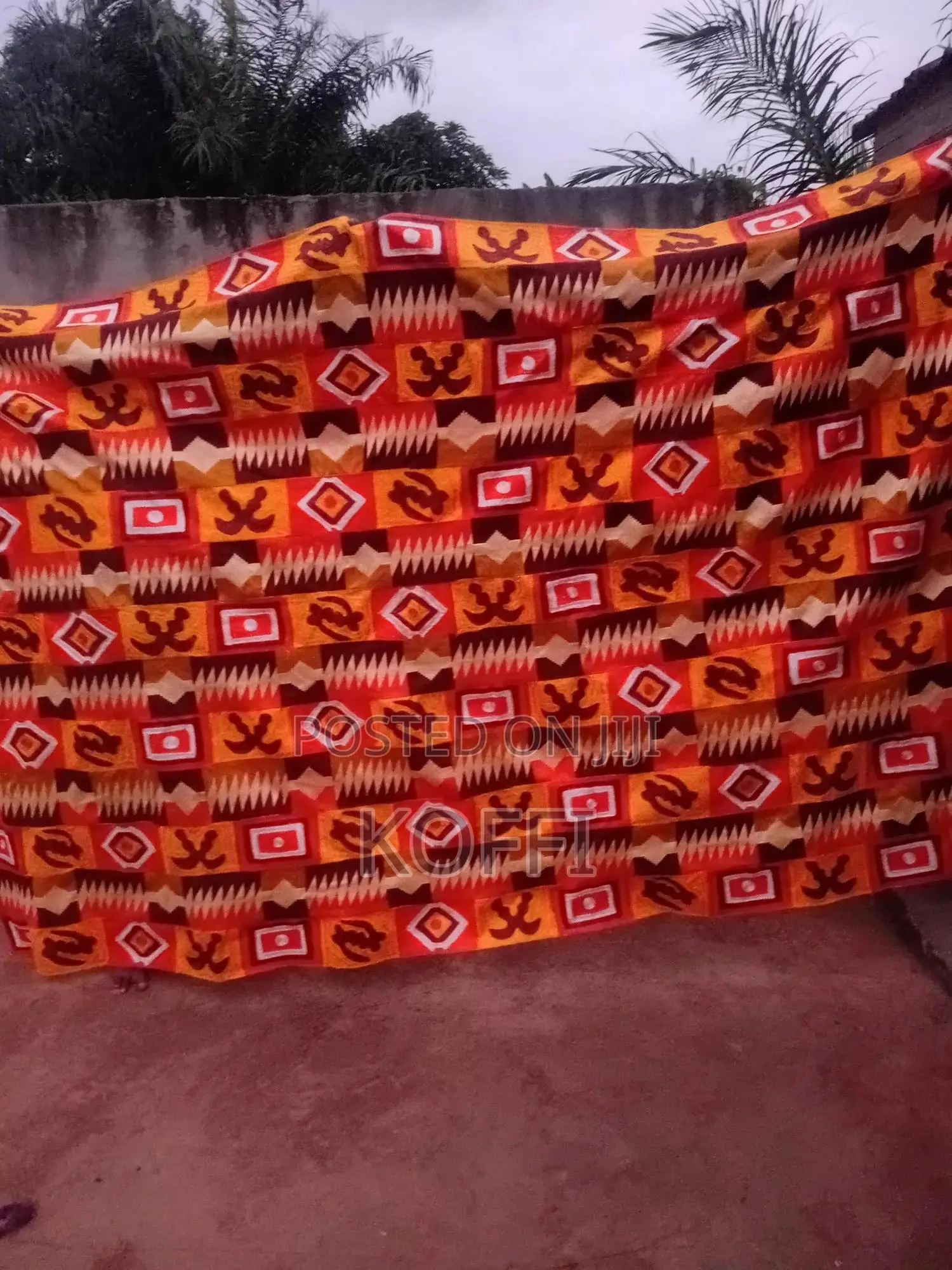 Very Quality Kente Market