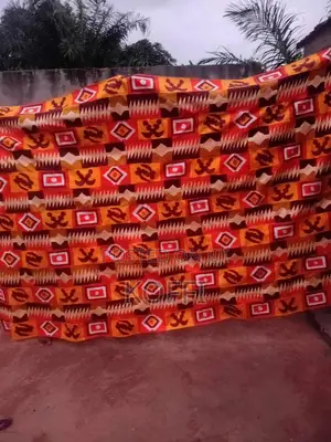 Very Quality Kente Market