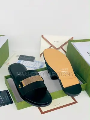 Gucci Men’s Flat Leather Slide Sandals