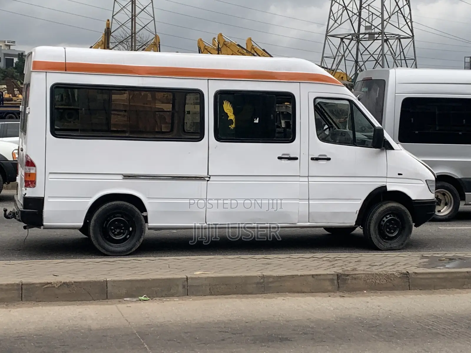 Mercedes-Benz Sprinter 2000 White