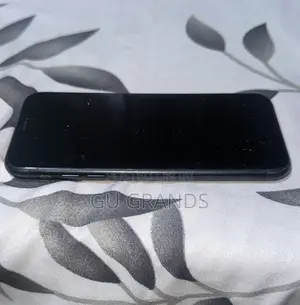Apple iPhone XR 64 GB Black