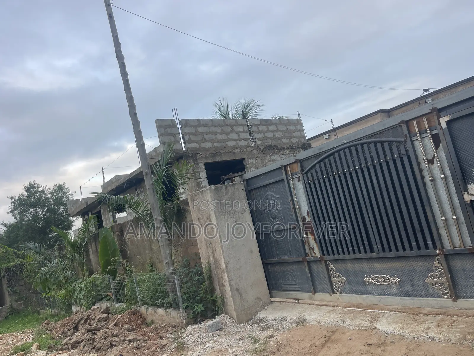 3bdrm House in Amasaman for sale