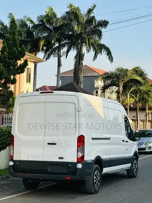 Ford Transit Crew Van 350 Low Roof Van AWD w/130" WB 2023 White