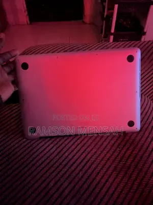 Laptop Apple MacBook Pro 8GB Intel Core i5 SSD 128GB