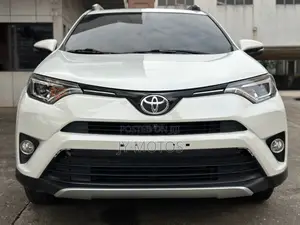 Toyota RAV4 2018 White