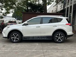 Toyota RAV4 2018 White
