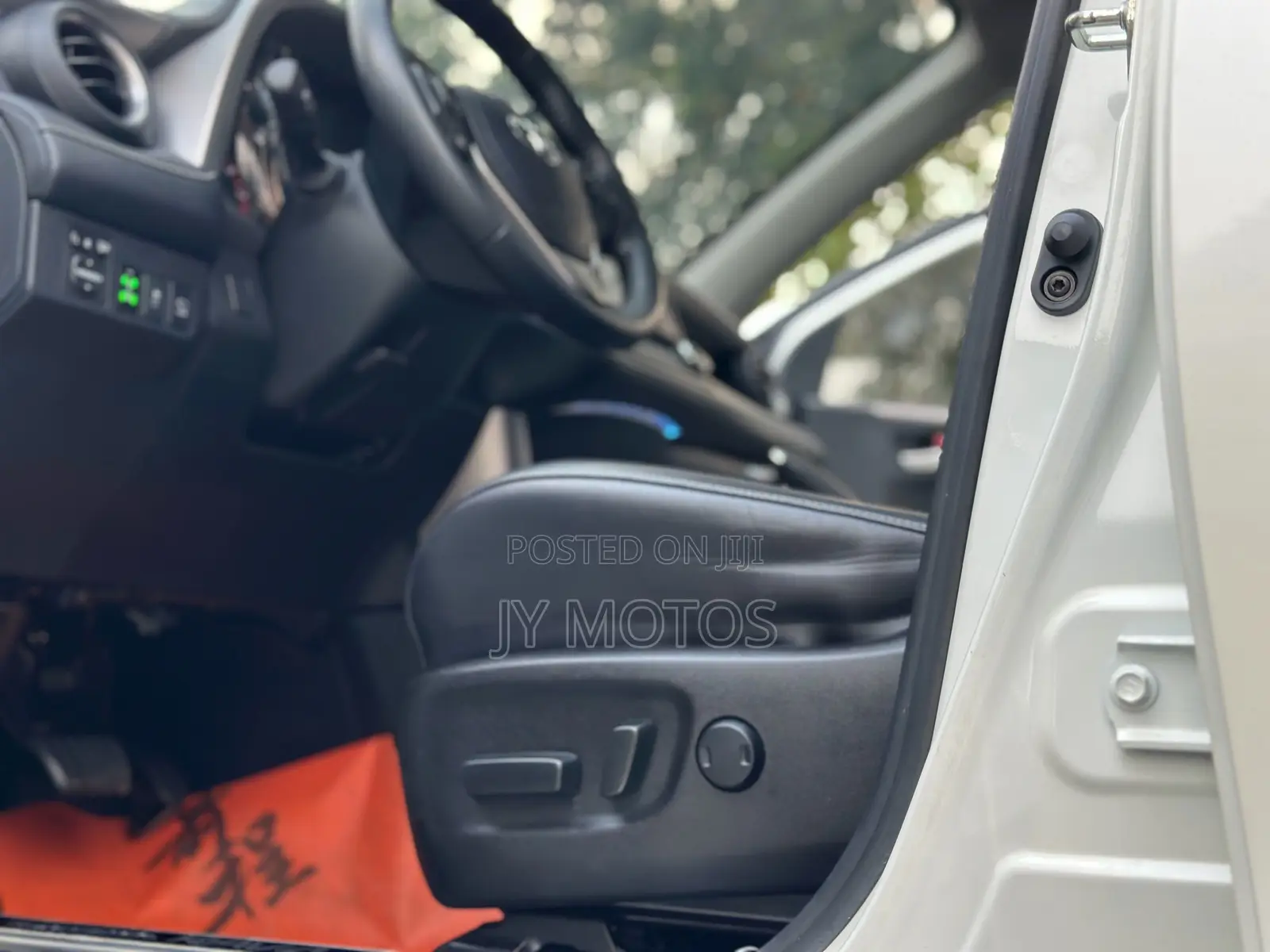 Toyota RAV4 2018 White