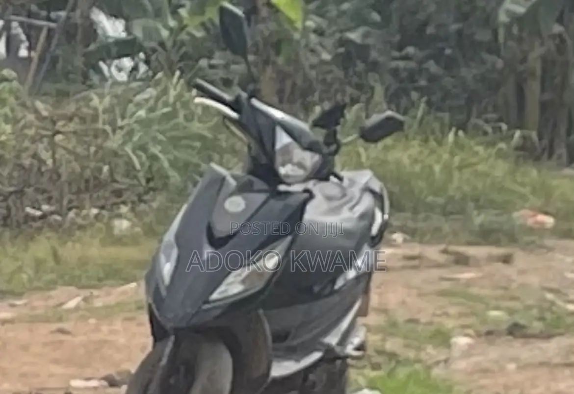 SYM Symnh 2025 Black