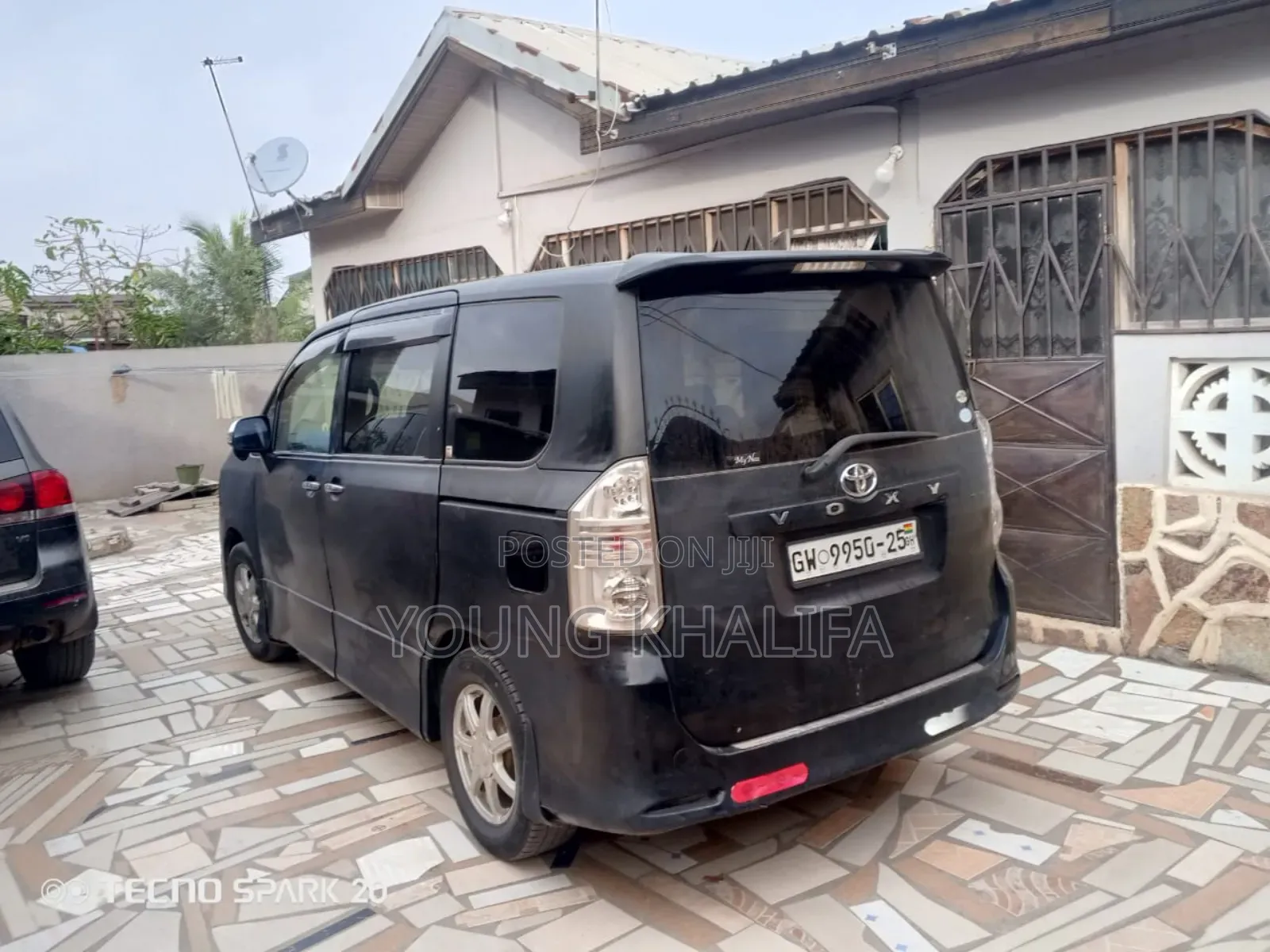 Toyota Voxy 2010 Black