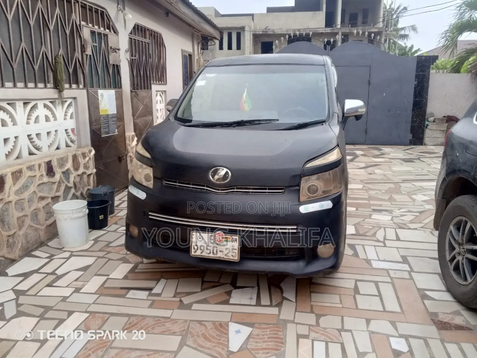Toyota Voxy 2010 Black