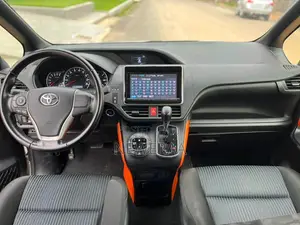 Toyota Voxy X 2WD 8-Seater 2014 Black