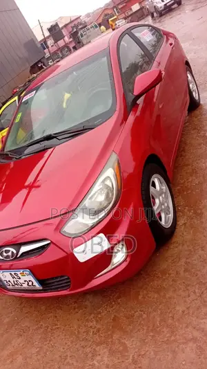 Hyundai Elantra 2013 Red