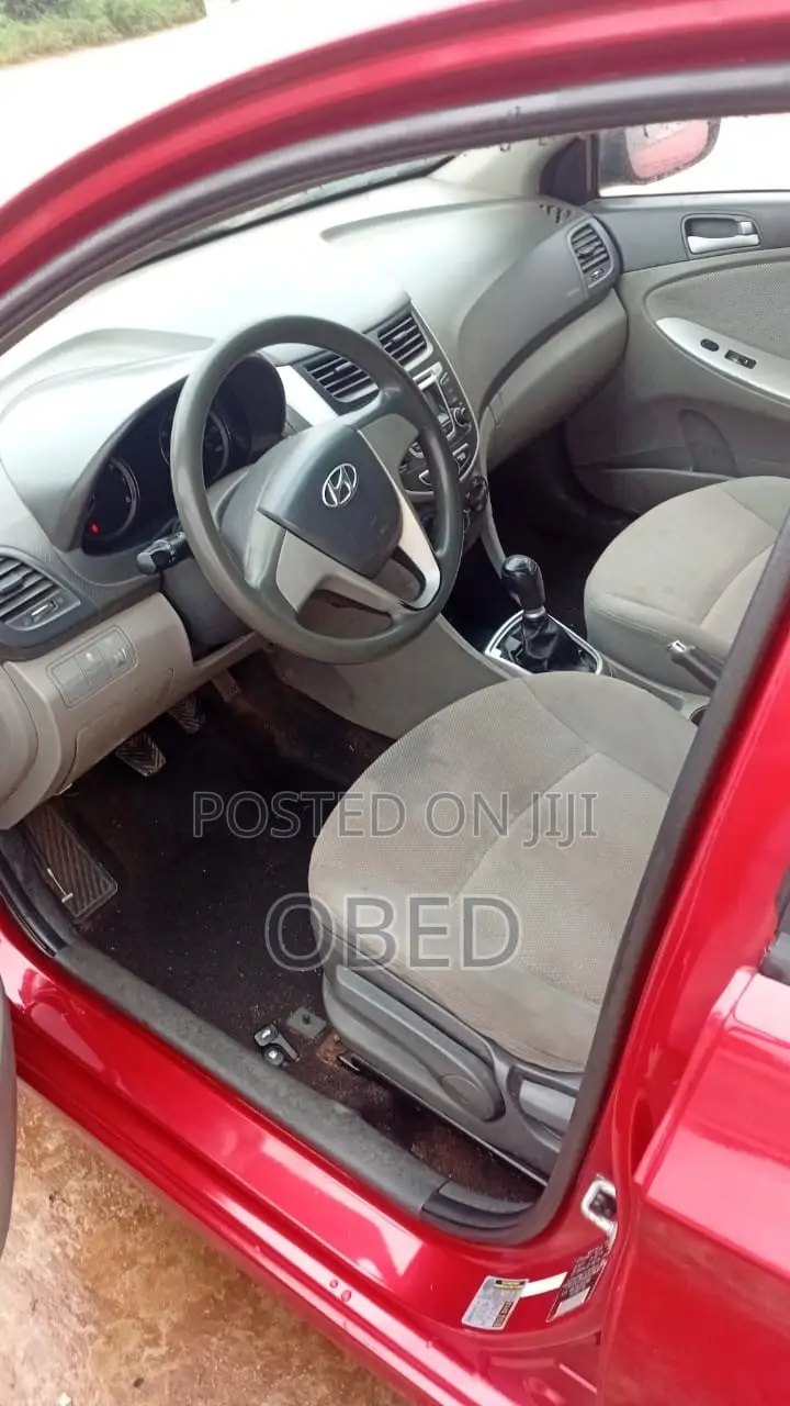 Hyundai Elantra 2013 Red
