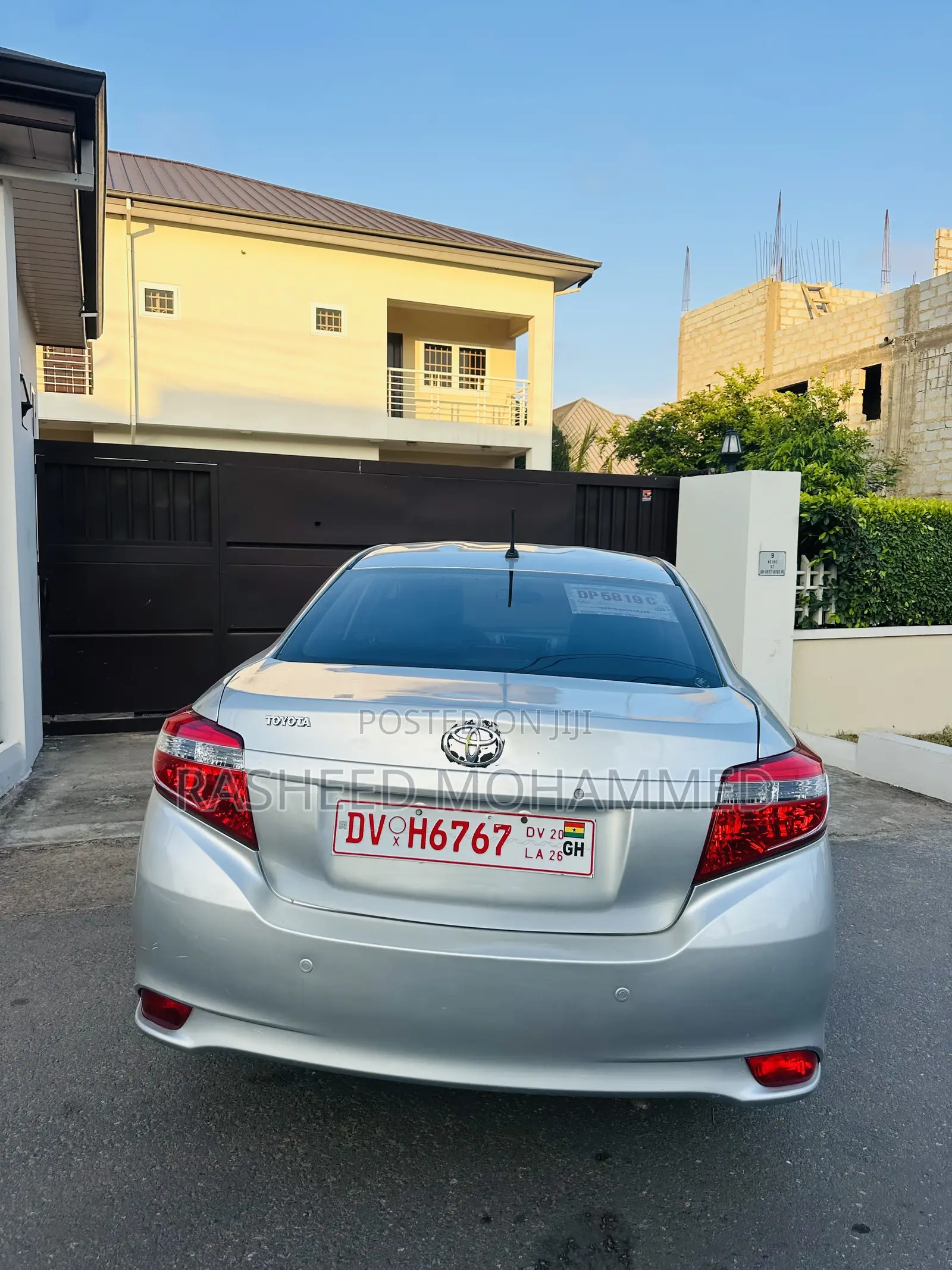 Toyota Yaris 2015 Silver