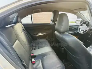 Toyota Yaris 2015 Silver