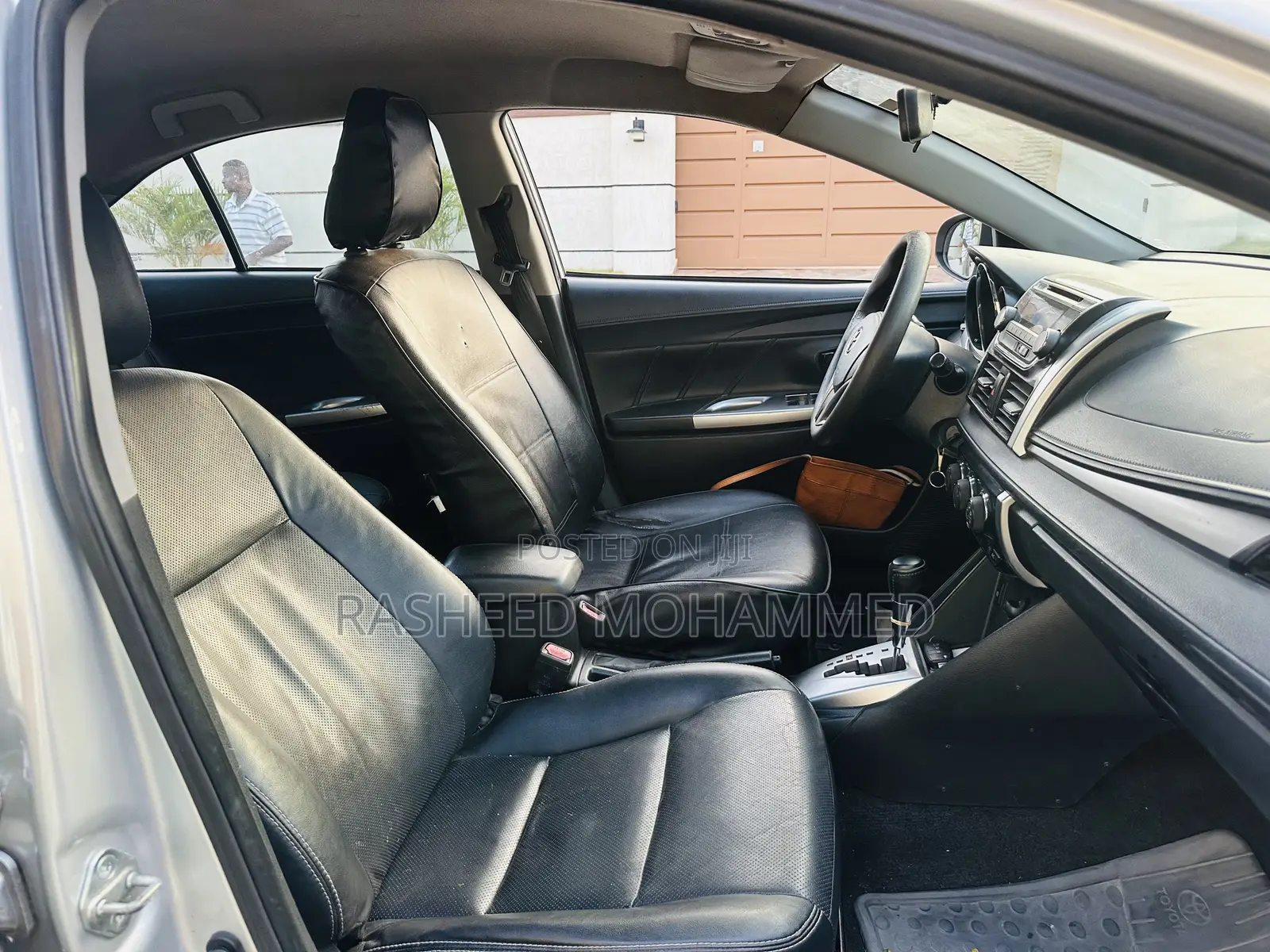 Toyota Yaris 2015 Silver