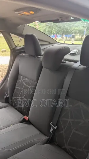 Ford Fiesta SE Sedan 2013 Red