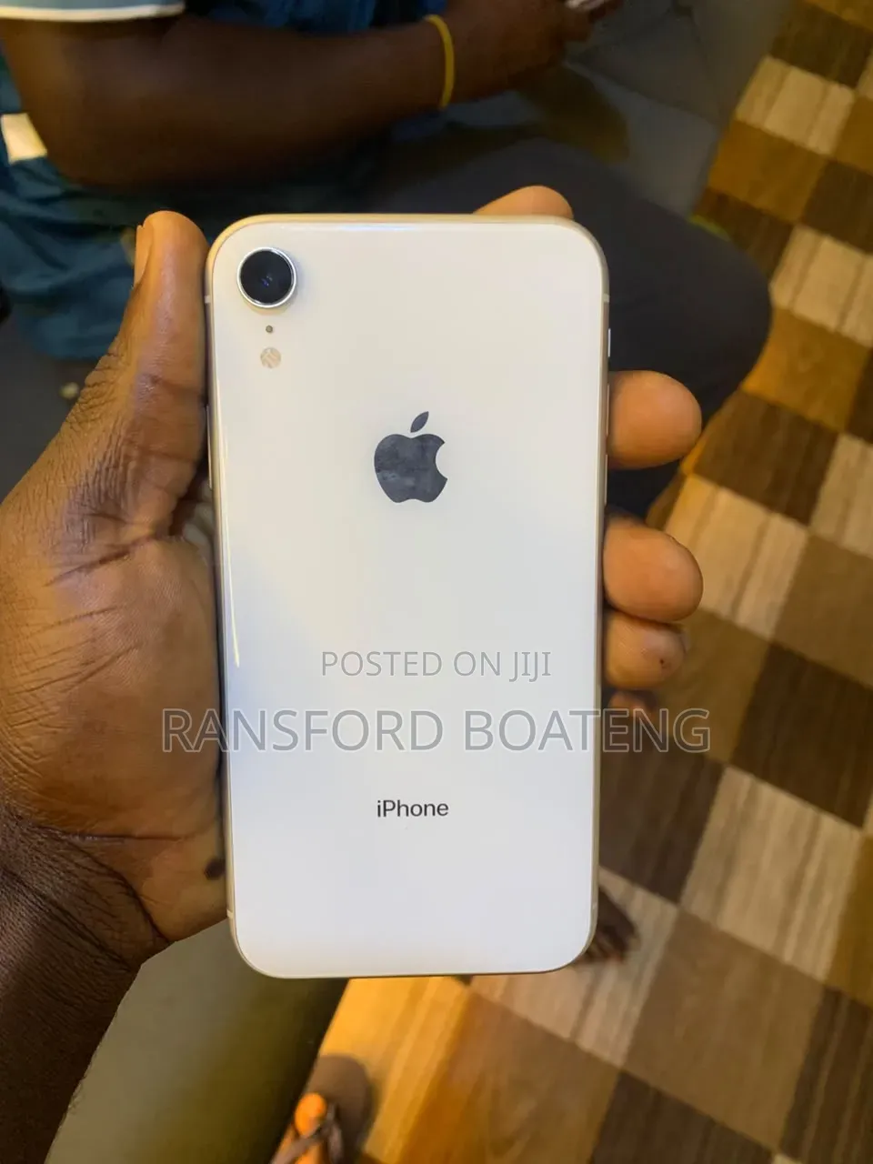 Apple iPhone XR 64 GB White