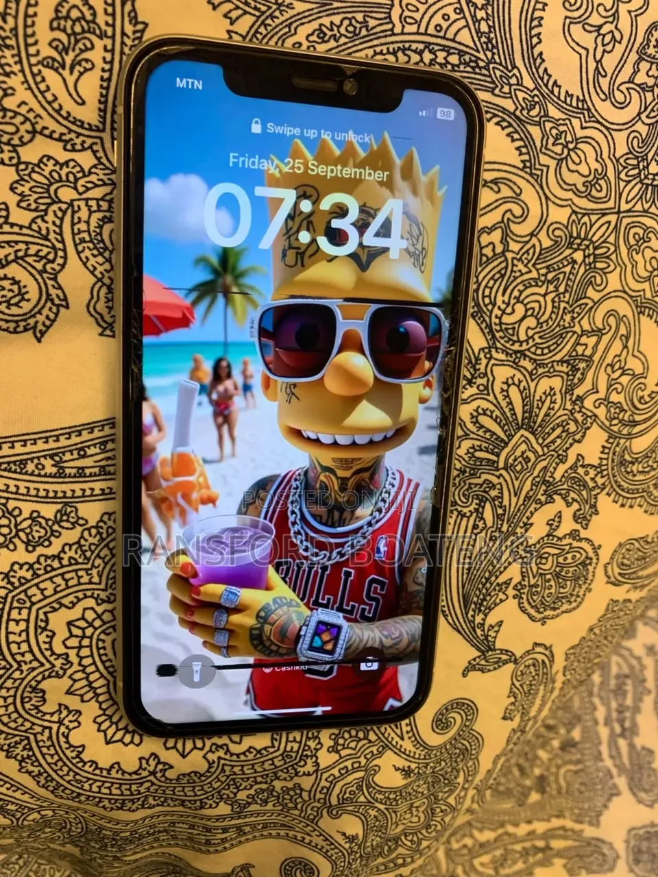 Apple iPhone XR 64 GB White