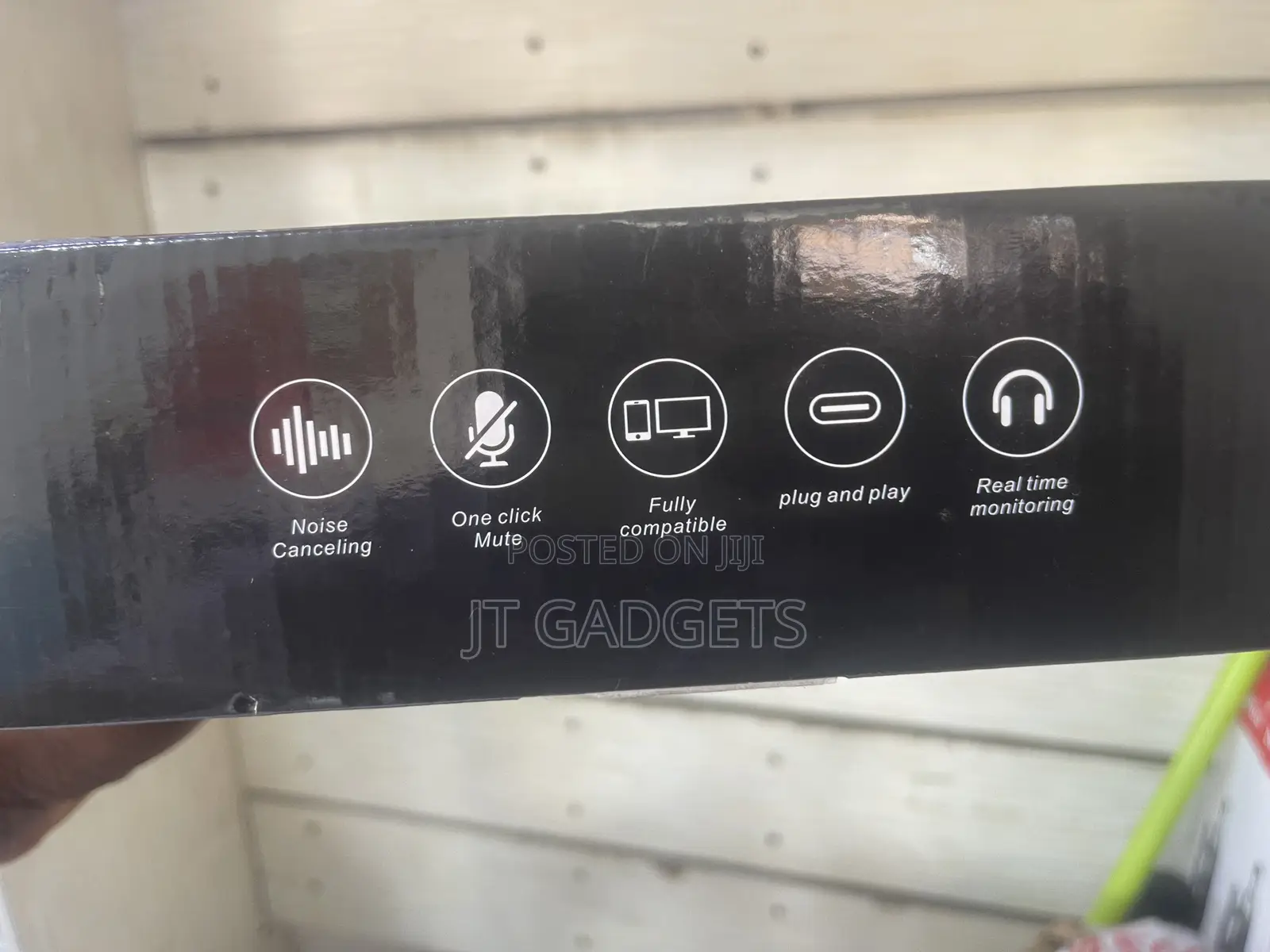 USB/XLR Dual-Purpose Microphone — RGB Breath Lights