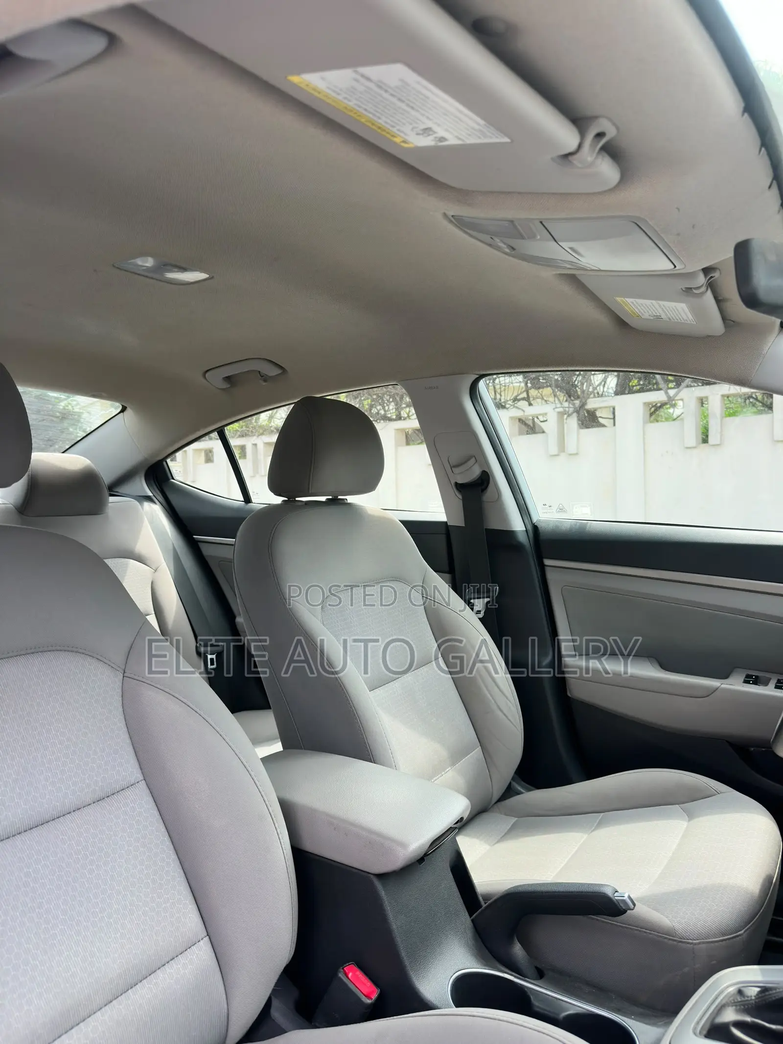 Hyundai Elantra Limited 2018 White