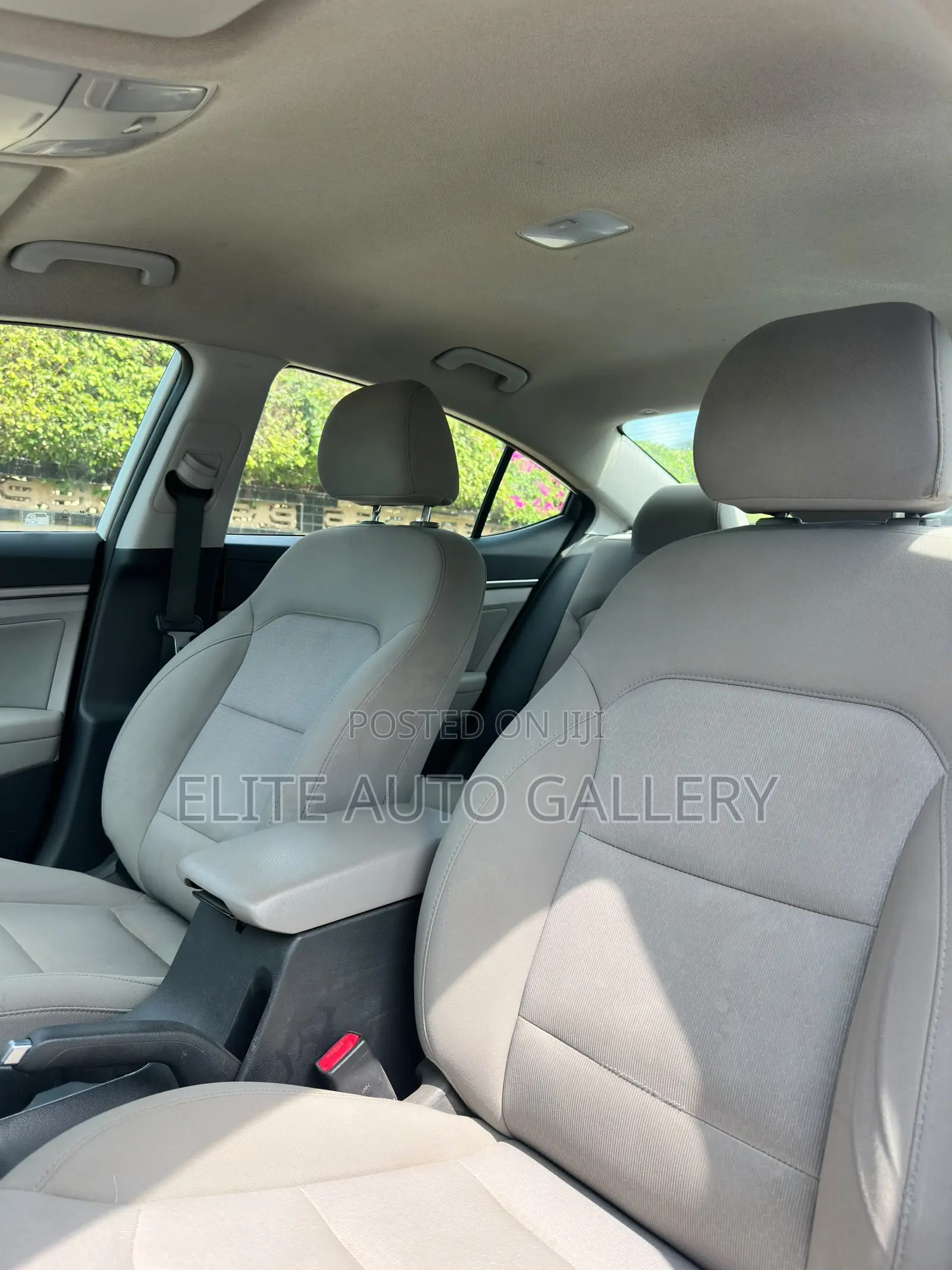 Hyundai Elantra Limited 2018 White